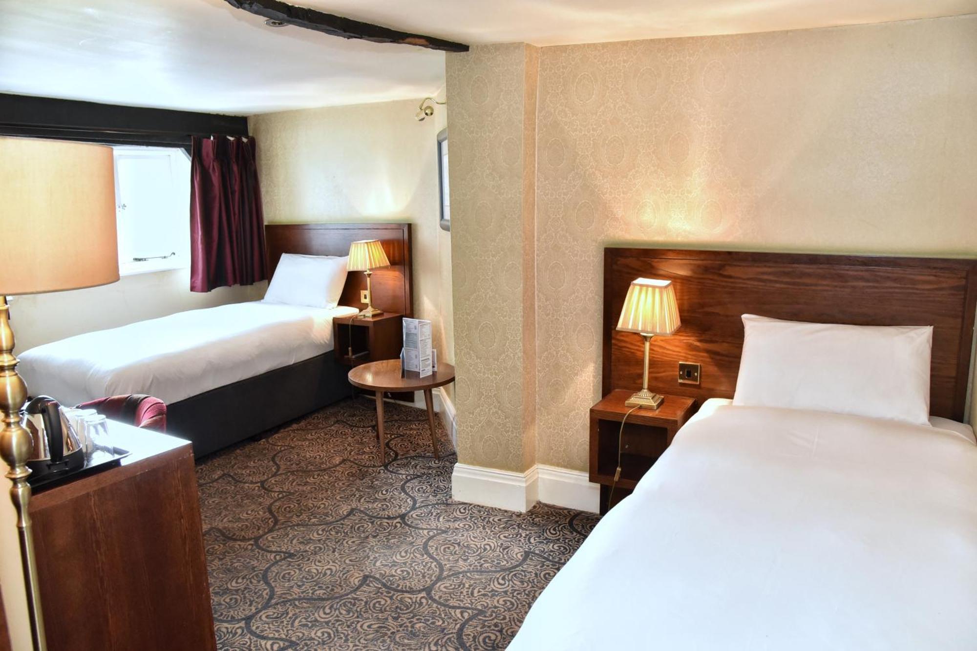 The Castle Hotel Wetherspoon Ruthin Dış mekan fotoğraf