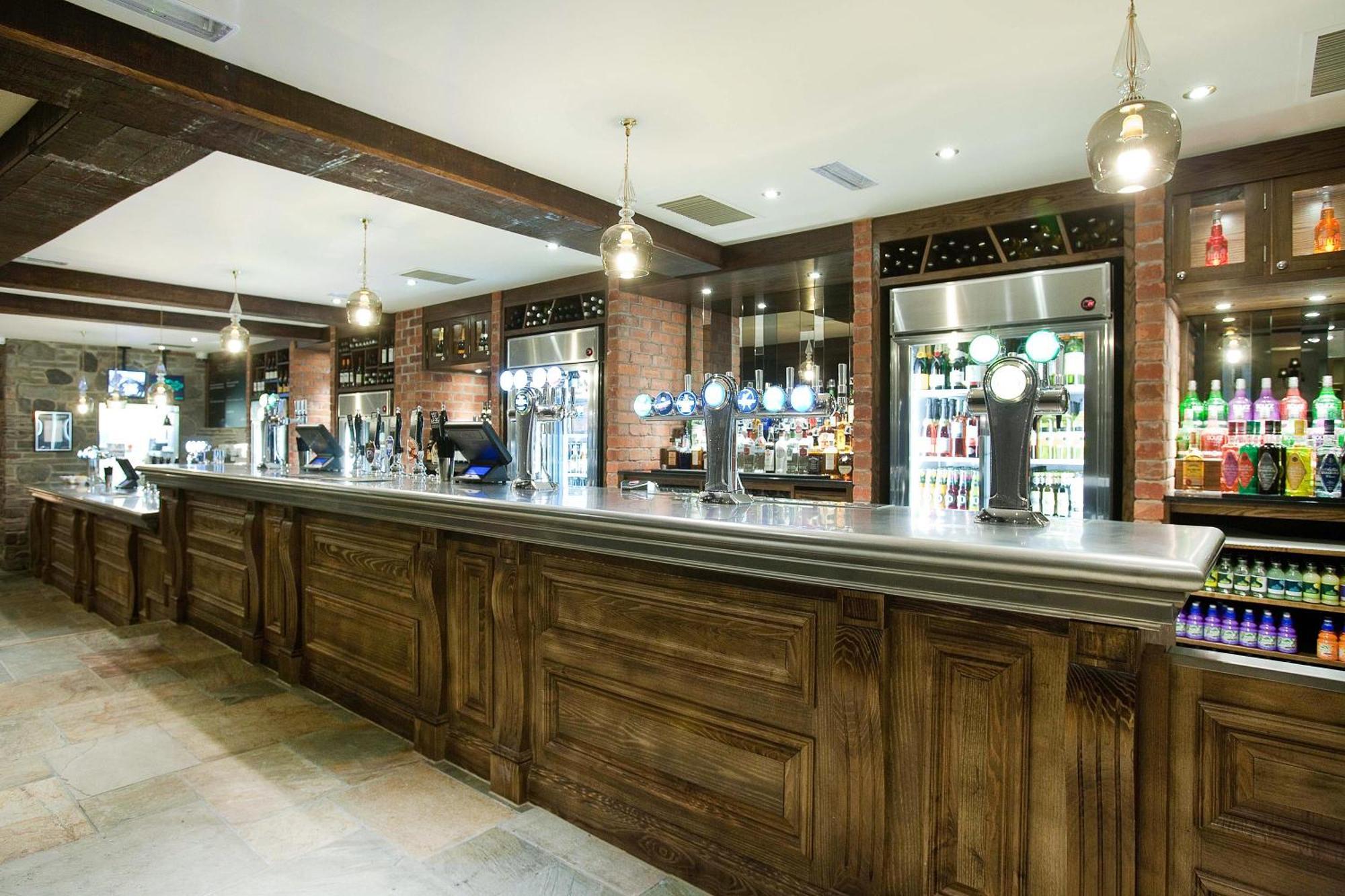 The Castle Hotel Wetherspoon Ruthin Dış mekan fotoğraf