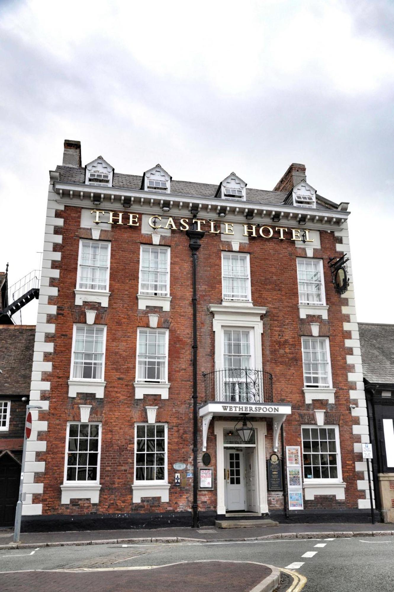 The Castle Hotel Wetherspoon Ruthin Dış mekan fotoğraf