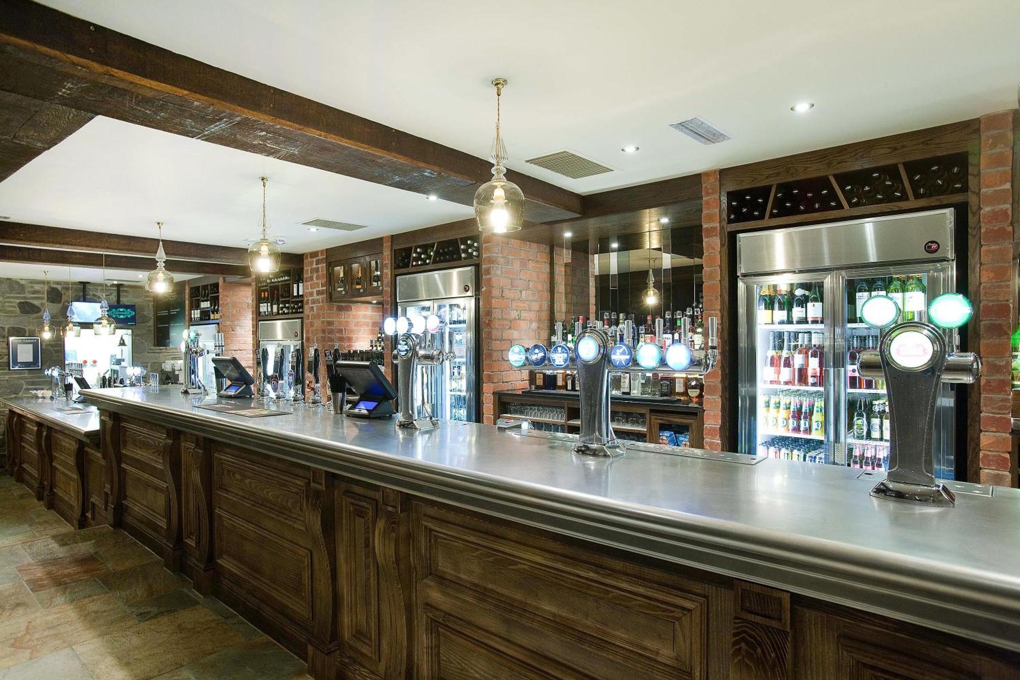 The Castle Hotel Wetherspoon Ruthin Dış mekan fotoğraf