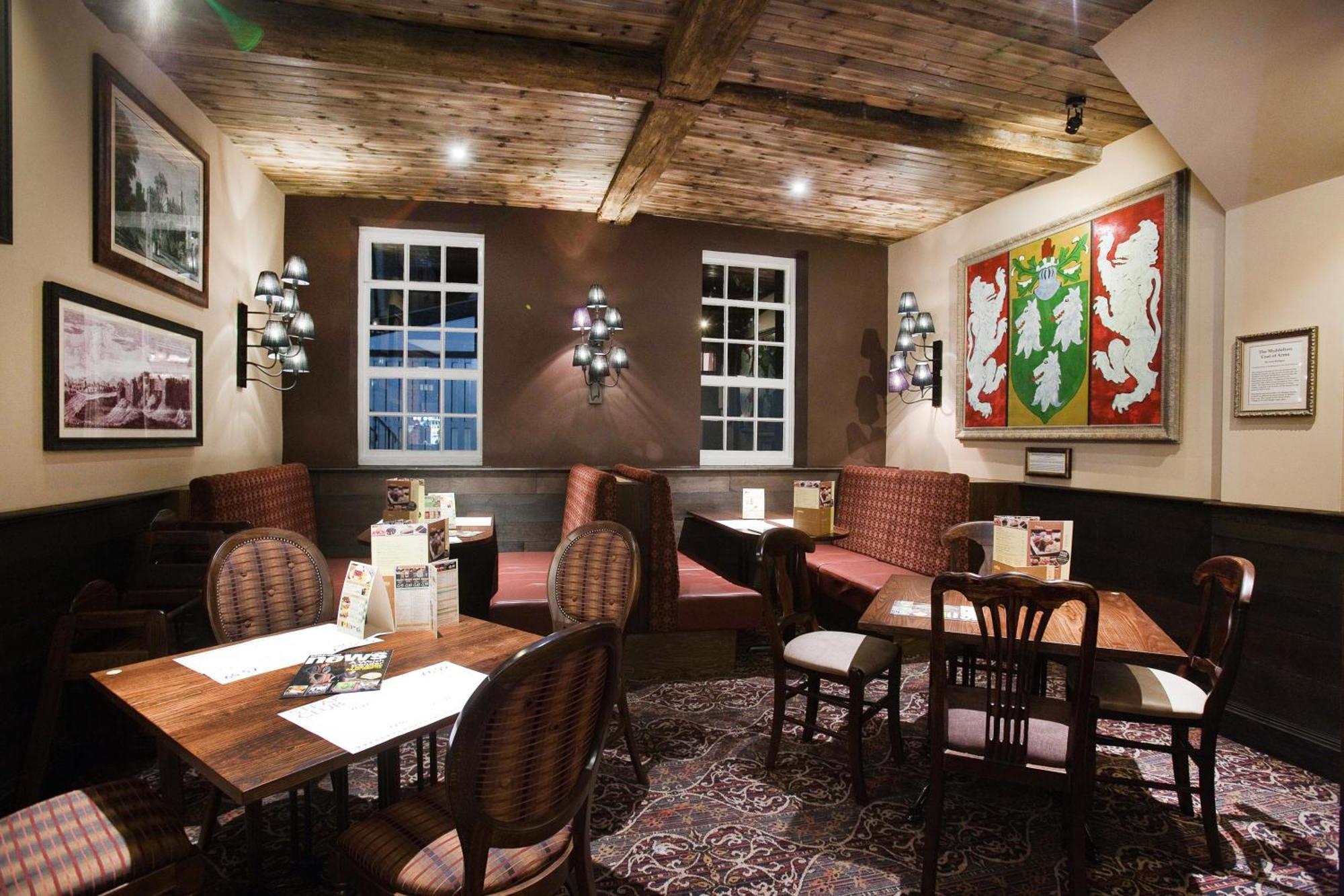 The Castle Hotel Wetherspoon Ruthin Dış mekan fotoğraf