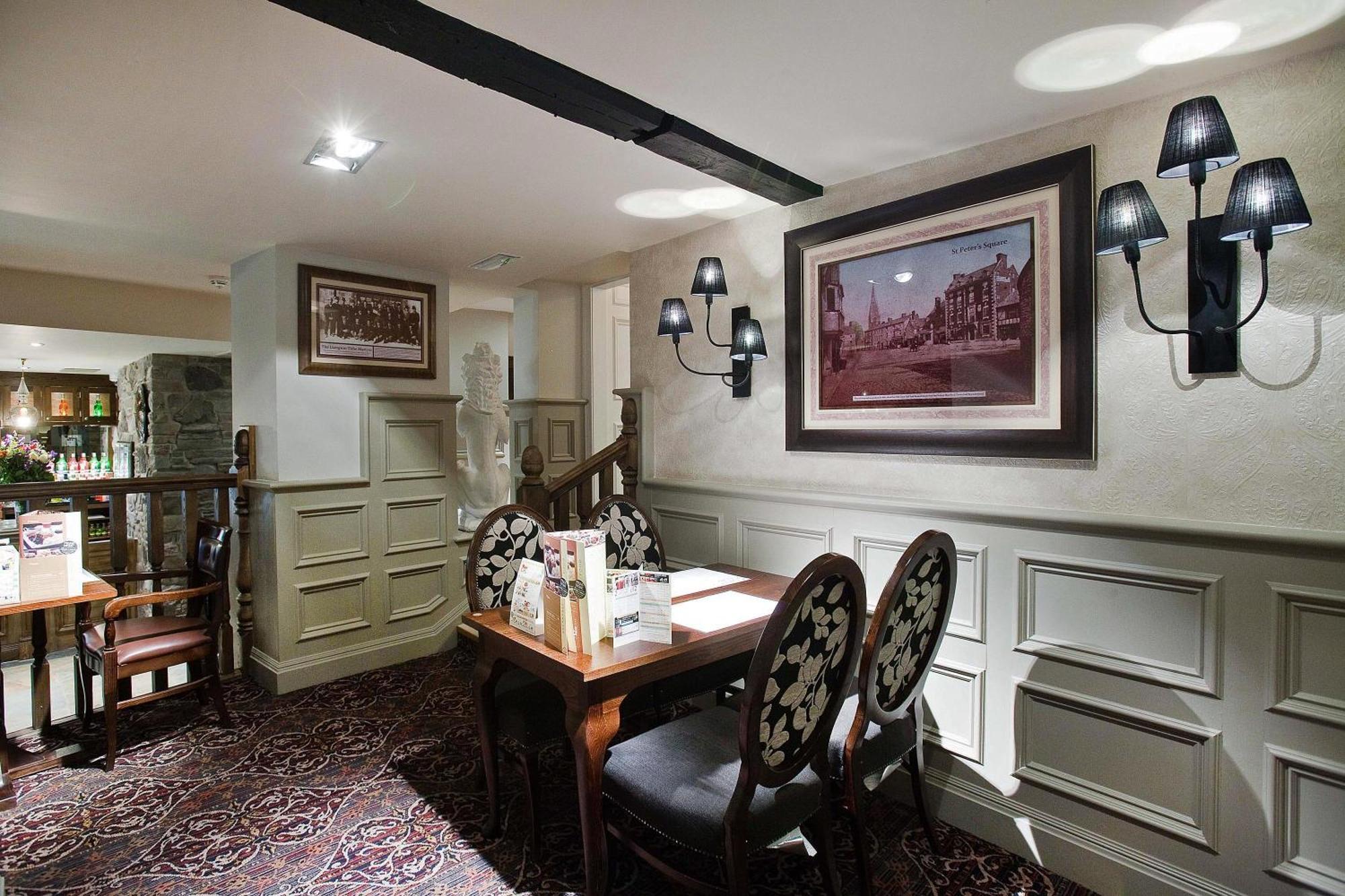 The Castle Hotel Wetherspoon Ruthin Dış mekan fotoğraf